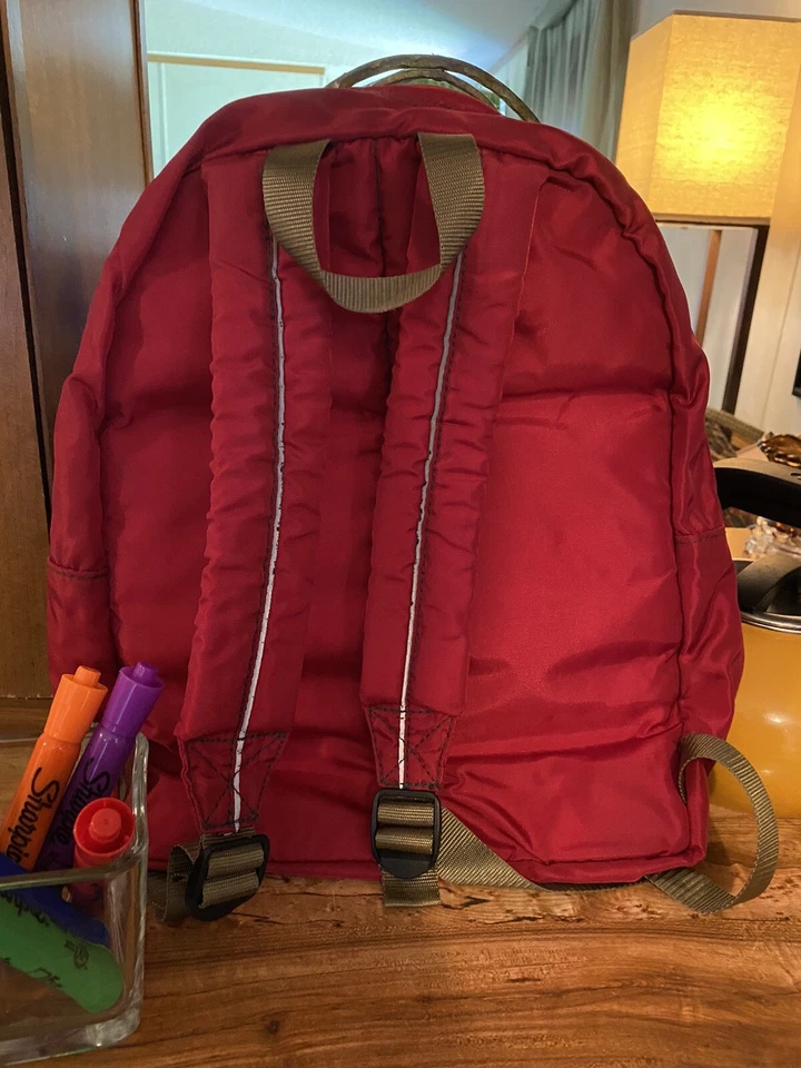 Mochila infantil L.L Bean usada. Las bolsas se venden por separado. Foto 2 de 4