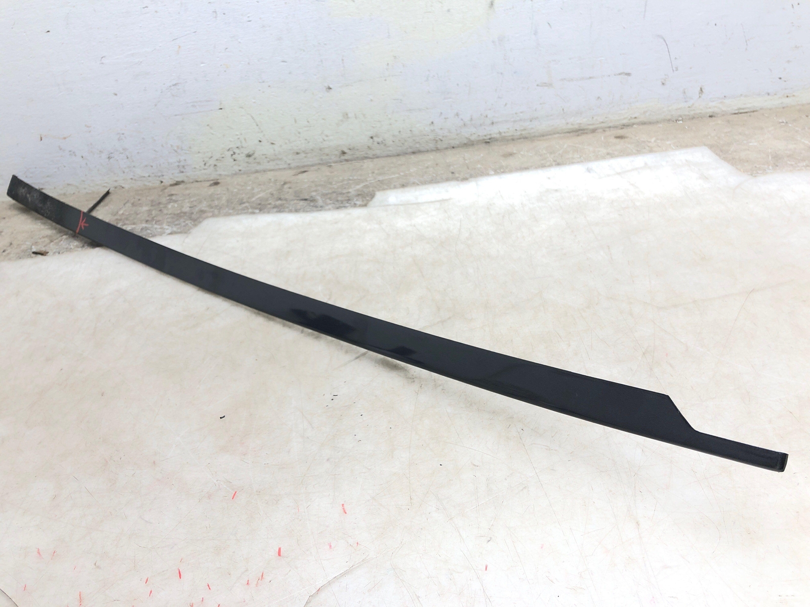 2015-2021 MCLAREN 570S RIGHT FRONT DOOR UPPER MOULDING STRIP *FIRE/PAINT DAMAGE*