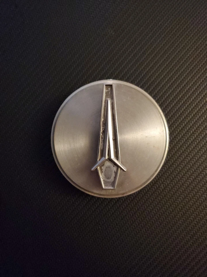 Plymouth Belvedere II 1966 tapa de gas Foto 4 de 4