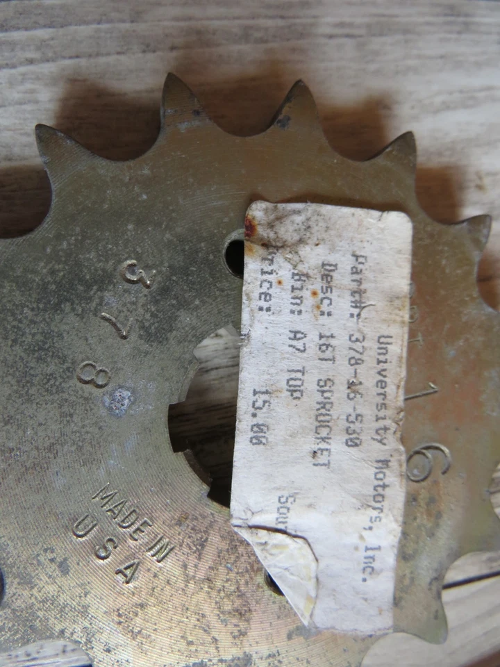 Piñón delantero PBI 16T Honda CB250 CB350 CB400 CB450 CJ250 CJ360 CM400 CM45 OM11 Foto 2 de 3