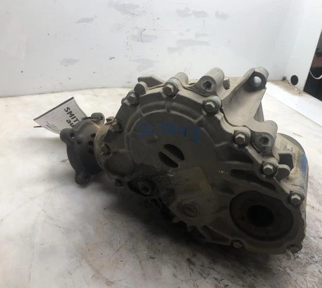 2010-2019 Ford Flex 3.5L Transfer Case Assembly - Image 2 of 3