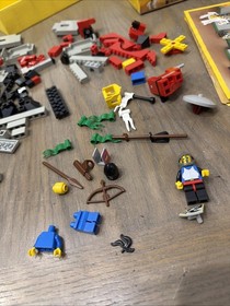 Vintage LEGO Set 6073 Knight's Castle 1984 Incomplete With Box Pls Read