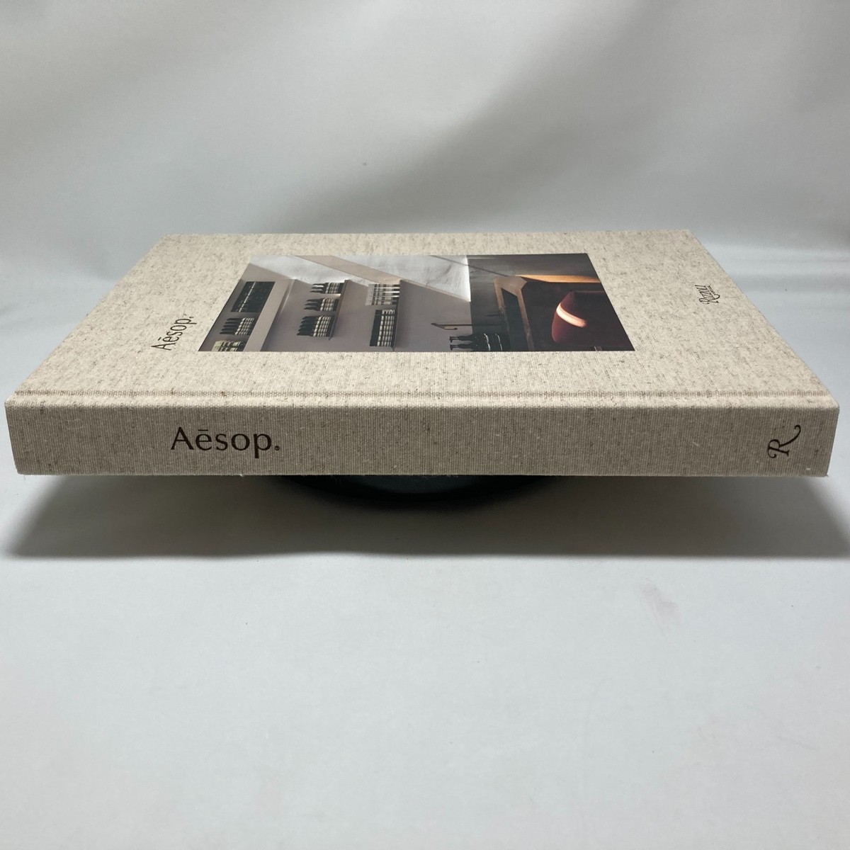 Aesop the book ／ Rizzoli Aesop The Book Hard cover Rizzoli 336-page 2019 with Bag