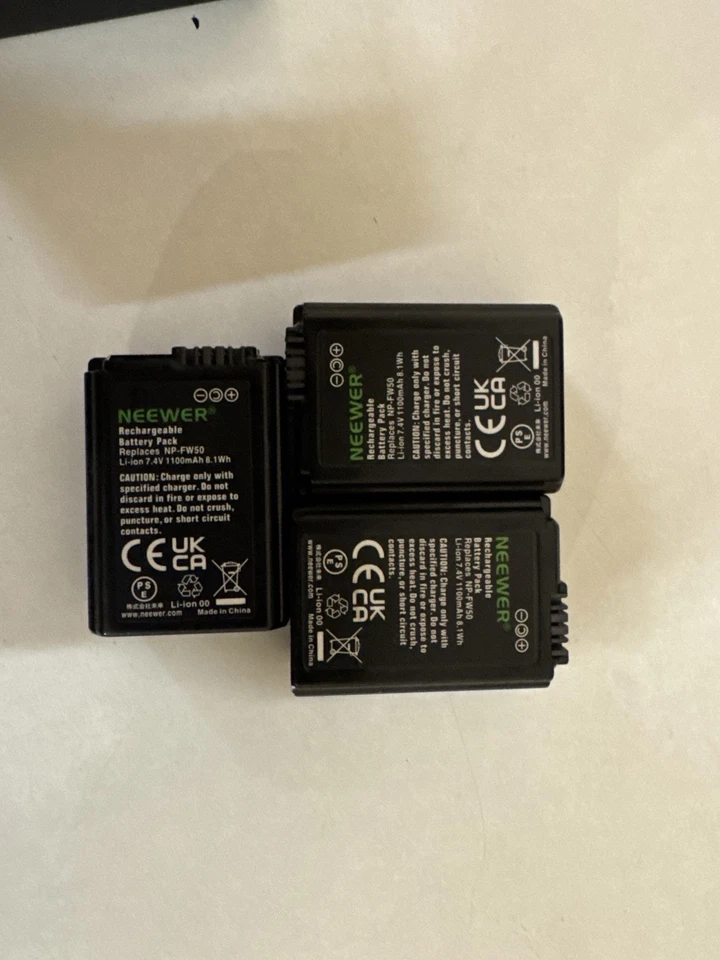 Neewer NP-FW50 Replacement Sony Battery and Charger Set for a6400& others - Image 4 of 4