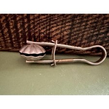 Antique Victorian Clam-Shell Skirt Lifter Dress clamp