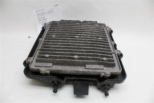 ECU ECM COMPUTER C250 C300 C350 C63 E300 E350 E400 E550 E63 12-13 1022164 - Picture 4 of 12