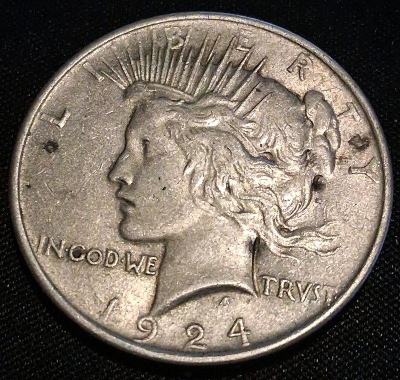 1924 $1 Peace Silver  Dollar, 90% Silver coin