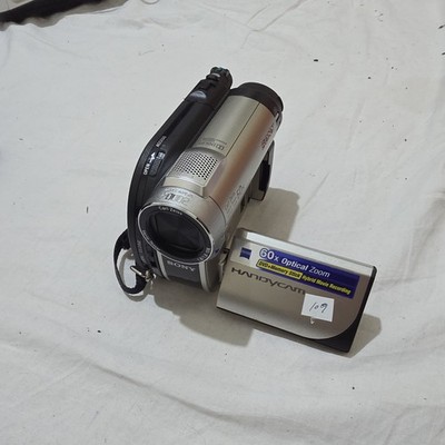 Sony Handycam DCR-DVD150 Handheld DVD Camcorder Silver UNTESTED