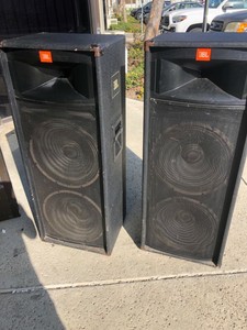 jbl 225 speakers