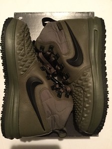 200 olive green