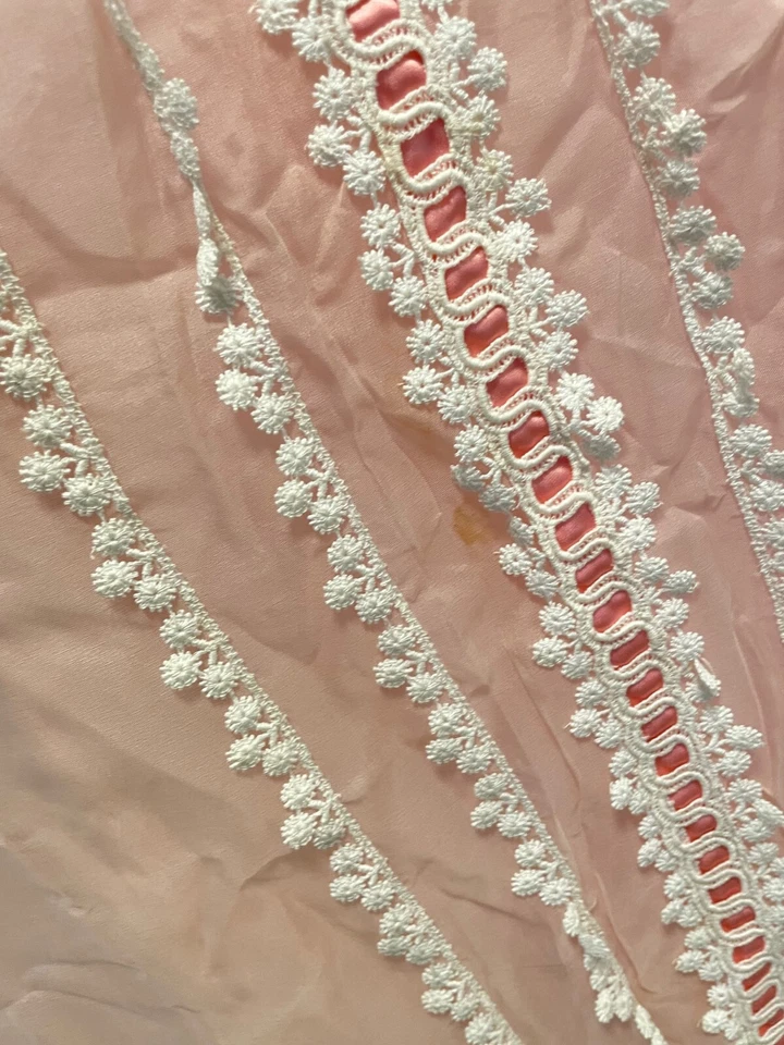 Vintage Handmade Womens Dress Medium Pink Ruffle Lace Trim Fantasy Princess 70s - Image 3 of 4