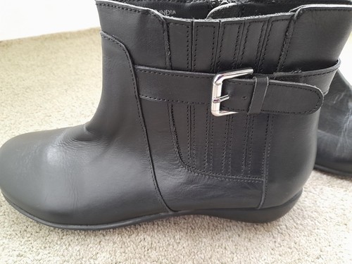 Debenhams Good For The Sole Boots 6