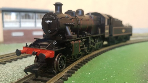 Bachmann 31-829A Ivatt Class 2MT 2-6-0 loco, 46446, BR Black, DCC Ready, boxed - Picture 10 of 15