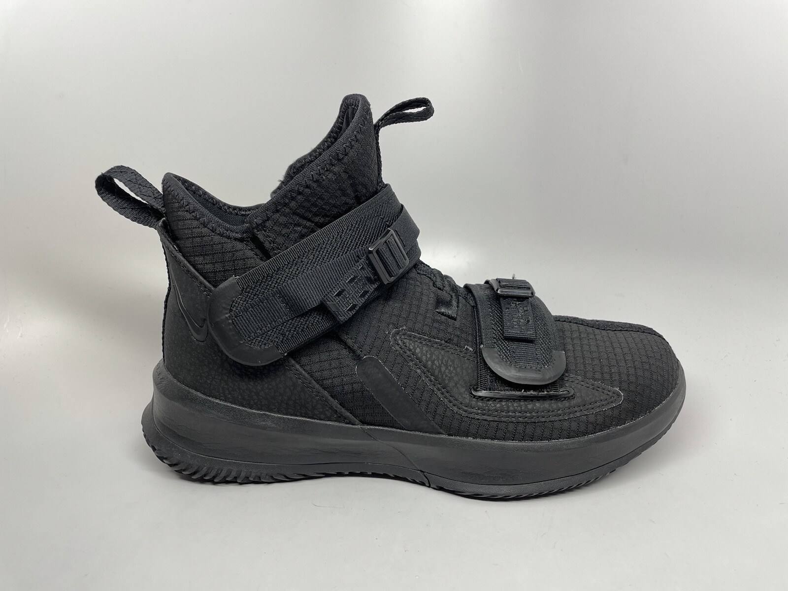 Nike LeBron Soldier 13 SFG Black 