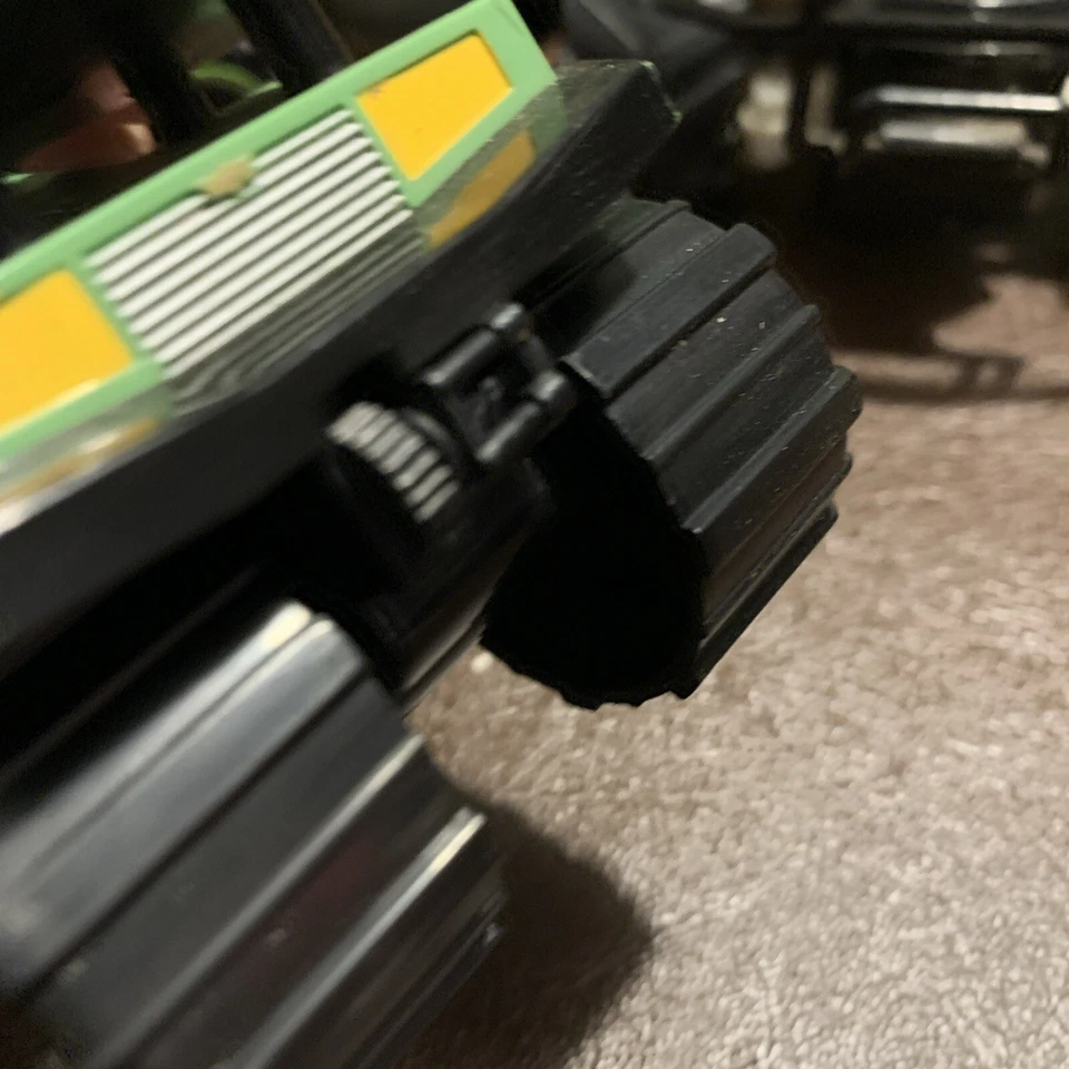 Vehículo todo terreno suelto Bass Pro Shops 6x6 Mighty Rigz Foto 3 de 4