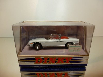 DINKY TOYS DY-28 TRIUMPH STAG 1969 - WHITE 1:43 - VERY GOOD IN BOX