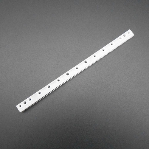 100pz 7*4*125MM Plastica Ingranaggi Rack Trasmissione Pignone Dentellato Track Bar 125MM - Foto 5 di 14