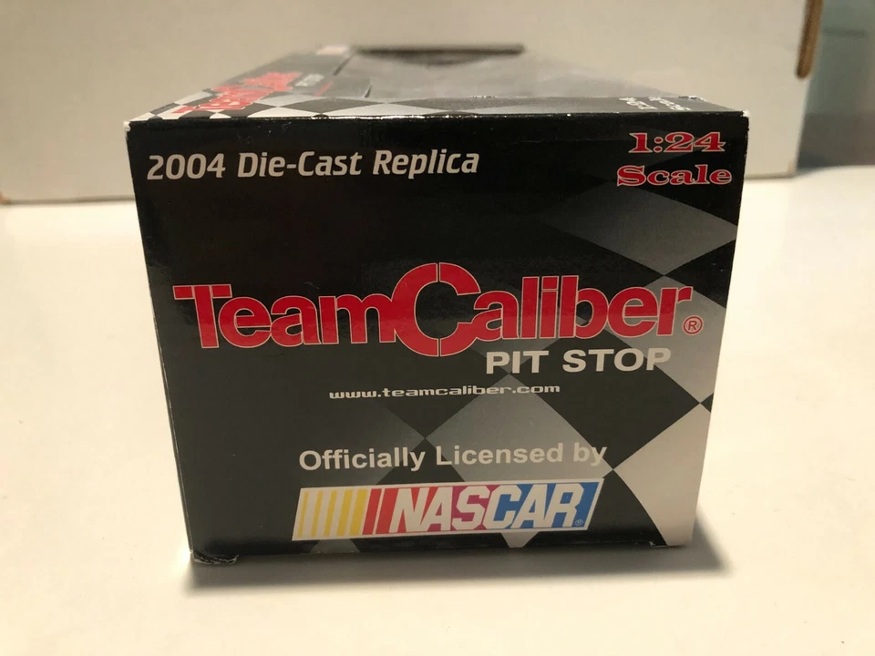 Scott Riggs #10 Harlem Globetrotters/Valvoline ROOKIE 2004 NASCAR 1:24 Die Cast  - Image 3 of 4