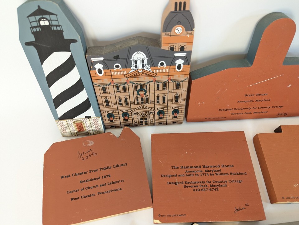 Large Cat's Meow Shelf Sitter Lot Christmas Village Maryland Fence