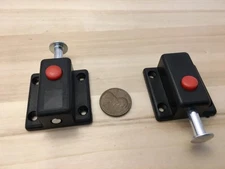 2 Pieces W KAK-7019 Spring loaded lock latch hook wood Catch Automatic C24