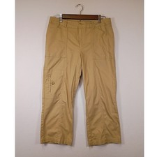 Utility Gorpcore St. Johns Bay Womens 8 Tan Stretch Cargo Capri Crop Pants