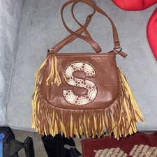 JUSTICE Girls Flip Brown Faux Leather Tassel Purse Letter S.    Nice Shape
