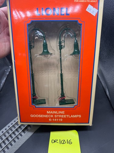 Farola Lionel Mainline cuello de cisne verde (juego de 2) escala O 6-14119 con caja | Condition: New