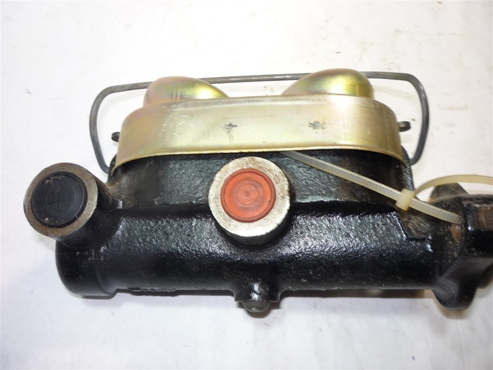 67 68 69 70 71 Torino Comet Fairlane Falcon nos BENDIX master cylinder ...
