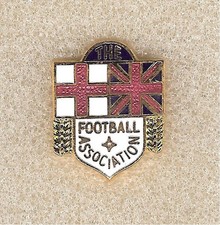 Pin Badge Abzeichen - Football FEDERATIONS - ASSOCIATIONS (4)