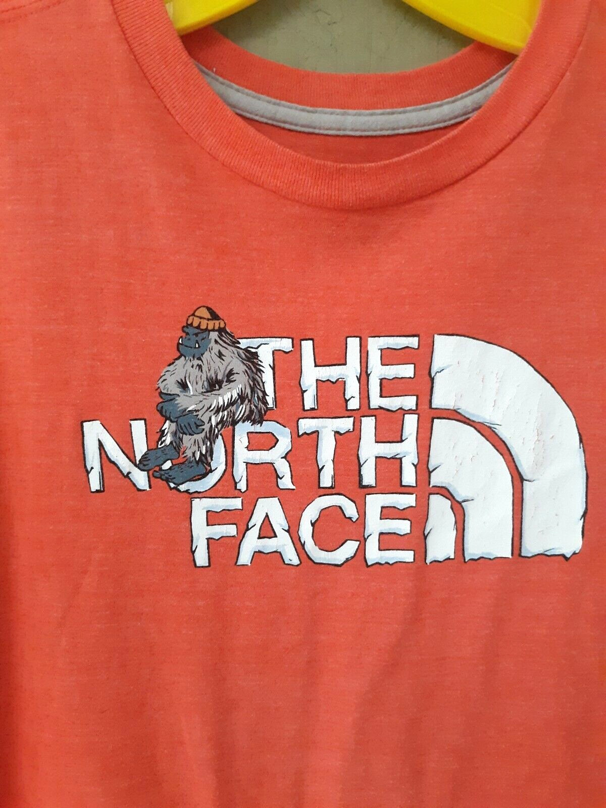 The North Face Big Foot Yeti Tee Shirt Juniors XL EUC… Gem