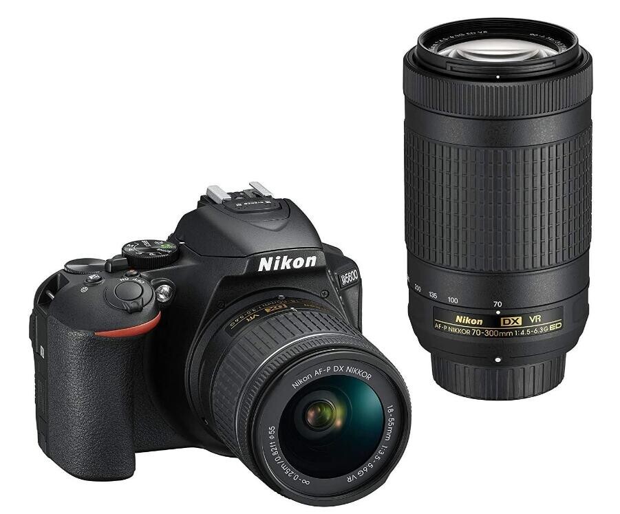 Nikon D5600三脚付＋OP付　箱付き ⭐︎美品箱付⭐︎ほぼ未使用‼️/D5600三脚付＋OP付