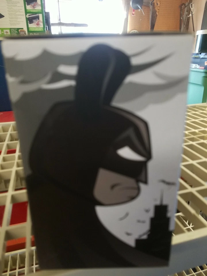 Kidrobot Classic Batman 5" Dunny Vinyl Figure (NEW) DC COMICS - Image 4 of 4