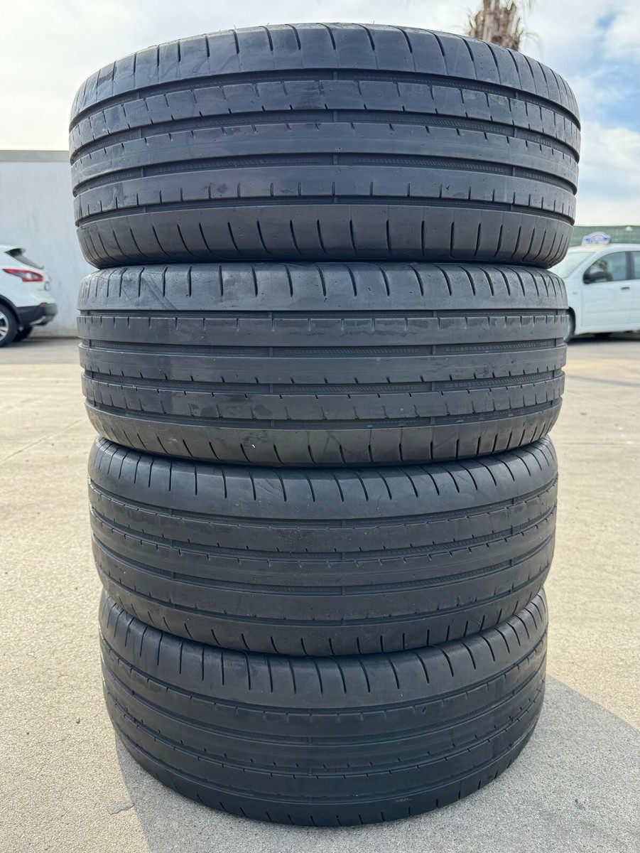 4 Bereifung Neuwertige Goodyear Adler F1 Asy 3 235/45R20 100V XL