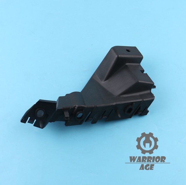 Front Right BUMPER COVER GUIDE BRACKET 8R0807284C For Audi Q5 20092013