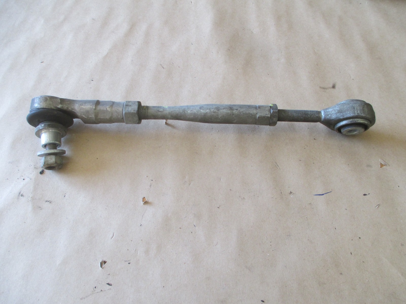Maserati Quattroporte LH - RH Suspension / Steering Tie Rod Arm # 193845