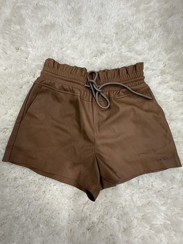 EMMA VEGAN LEATHER SHORT niphilanthropy