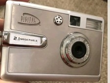 Digital Concepts 2.1 Mega Pixels Silver Compa...