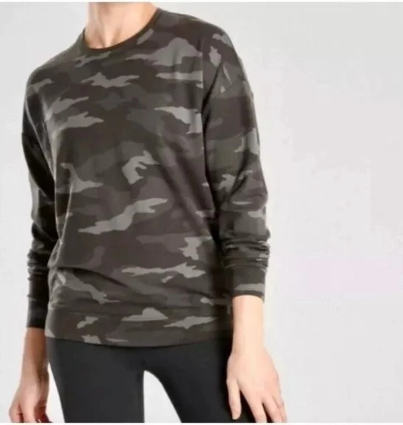 Top de manga larga Athleta Cloudlight Restore negro camuflaje mezcla Tencel talla mediana Foto 2 de 4