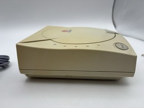 Sega Dreamcast Console hkt3020 W/ OEM Cables Controller - TESTED CLEAN WORKS