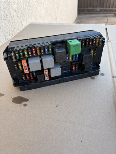 2010-2016 MERCEDES E350 FRONT SAM FUSE BOX CONTROL MODULE A2129000006 OEM