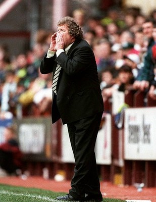Wim Jansen Glasgow Celtic Manager shouting Scottish Premiership ma- Old Photo