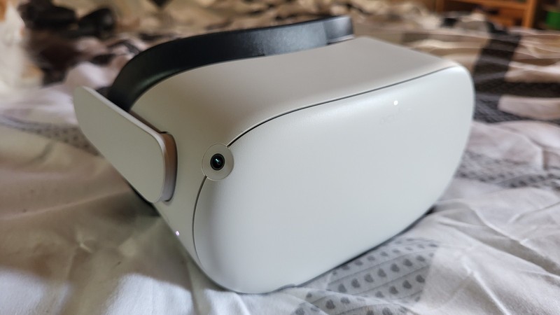 Meta Oculus Quest 2 128GB Virtual Reality Headset