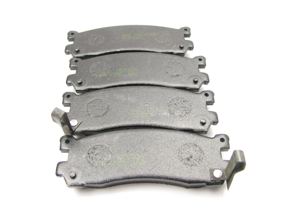 Pastillas de freno de disco traseras Beck Arnley 087-1329 para Mazda 929 1988-1991 Foto 3 de 4