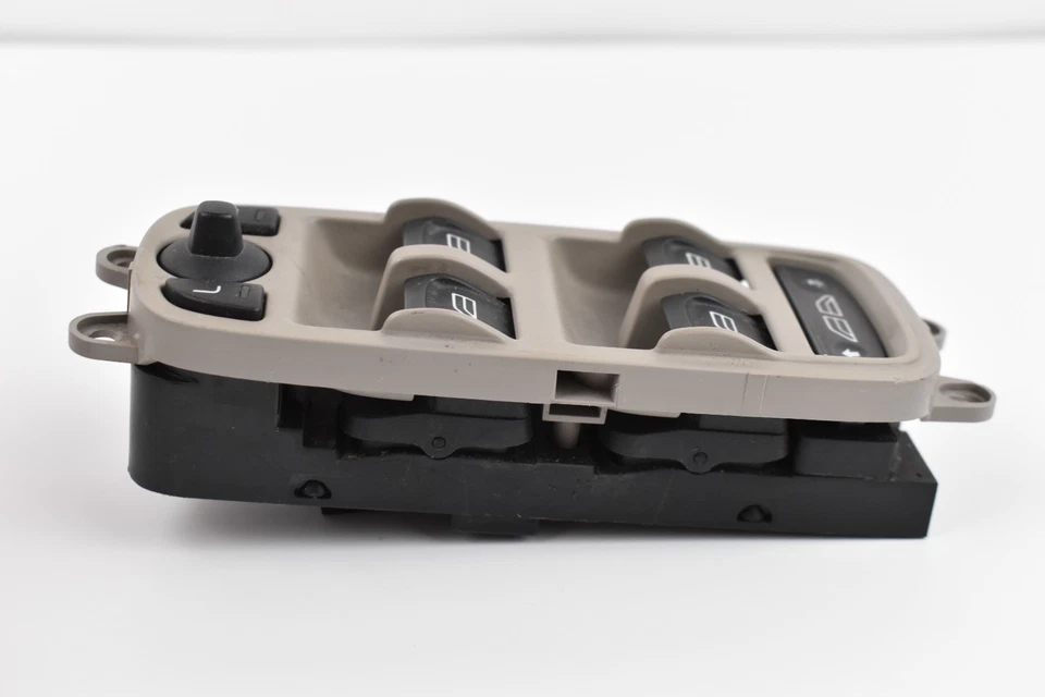 Interruptor de ventana maestra de puerta del conductor izquierda Volvo C70 OEM 2007-2013 30762141 ✅ Foto 4 de 4