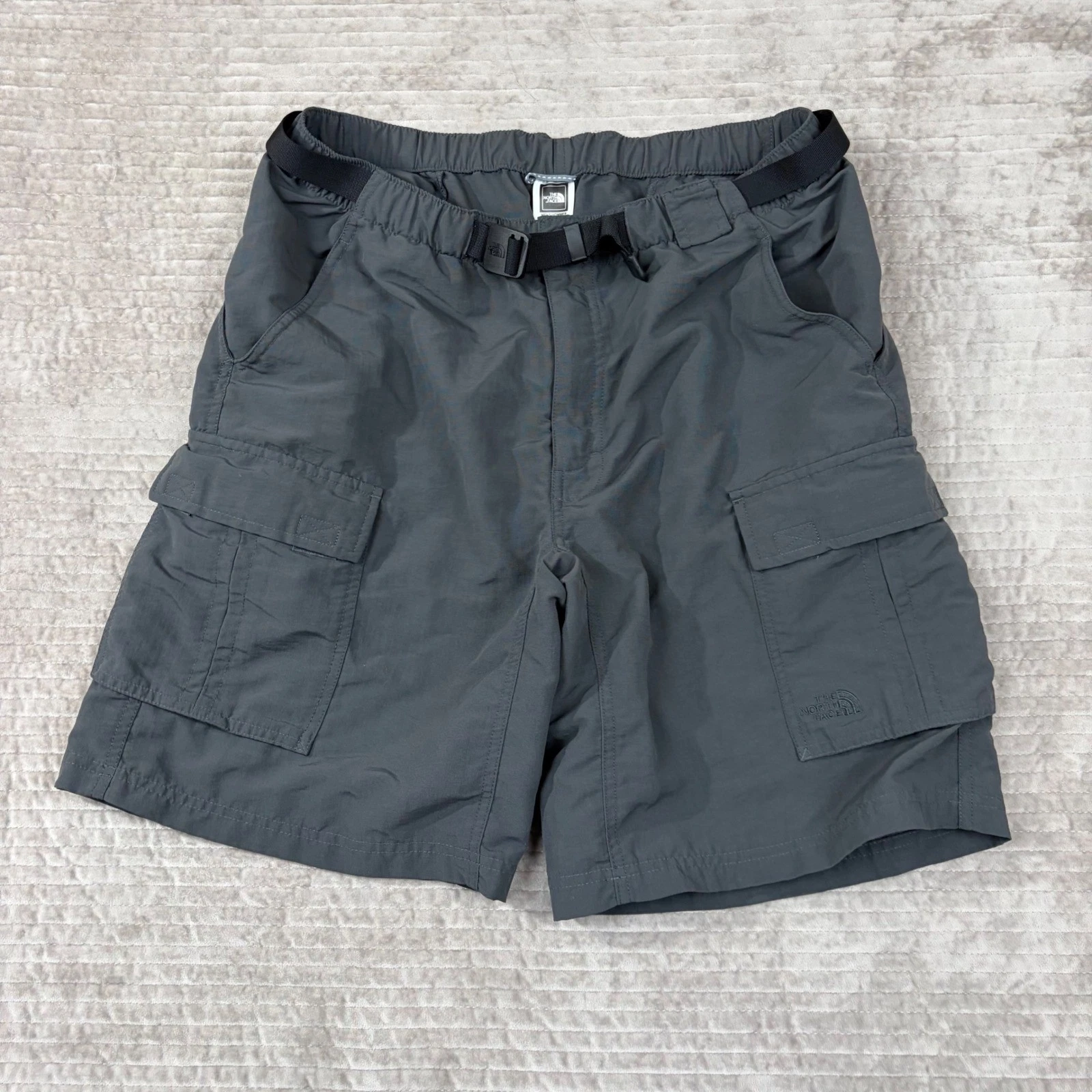 The North Face Mens Gray Cargo Shorts Belted Hiking Outdoor A592 Size Large