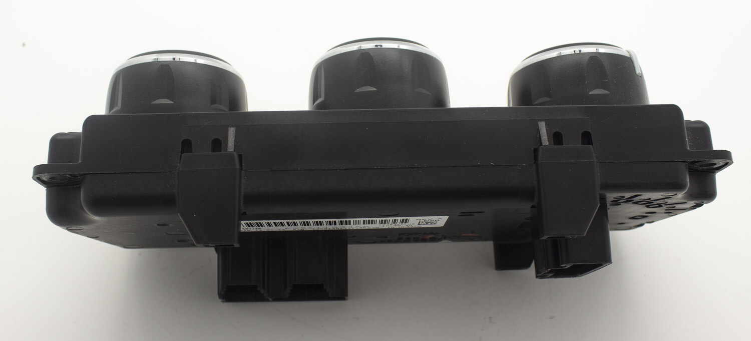 Used OEM 0710 Jeep & Dodge Nitro Heater AC A/C Temperature Control