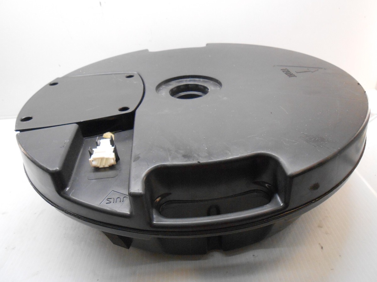 Original Audi Q3 8U Subwoofer Speaker Rear Loudspeaker 8U0035382 