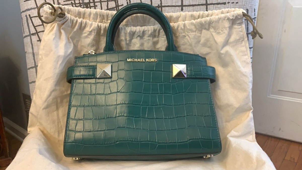 Michael Kors Dark Green Croc-Embossed Leather Penny Loafers with Gold Plaque Michael Kors Women main image 2