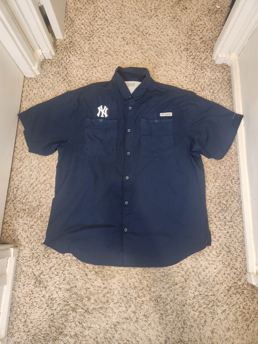 yankees dress shirt New York Yankees Mosaic Button Up Medium Navy