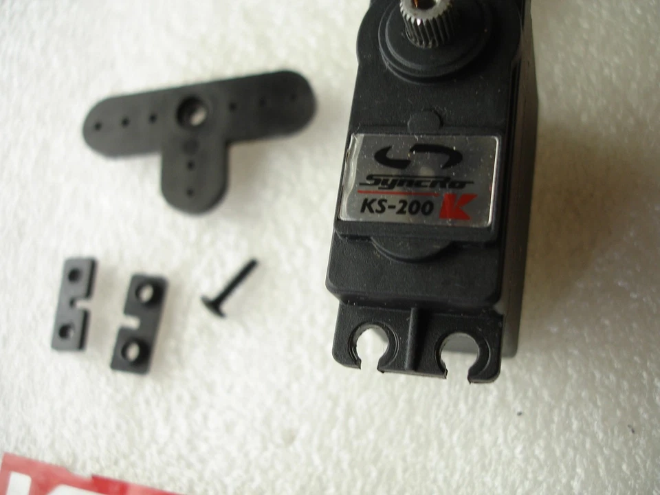 Kyosho Servo KS 200 - Photo 2/4